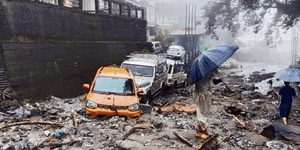 Έξι νεκροί στο κρατίδιο Σικίμ από τις σφοδρές βροχοπτώσεις και τις κατολισθήσεις