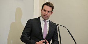 Ο Στέφανος Κασσελάκης σε συνέντευξη Τύπου της Συντονιστικής Επιτροπής Ελευθέρων Επαγγελματιών-Επιστημόνων-Επαγγελματοβιοτεχνών-Εμπόρων
