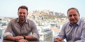 Ο Στέφανος Κασσελάκης συναντήθηκε στην Αθήνα με τον γγ του ΑΚΕΛ, Στέφανο Στεφάνου