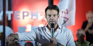 Ο πρόεδρος του ΣΥΡΙΖΑ, Στέφανος Κασσελάκης, σε ομιλία του στη Λαμία