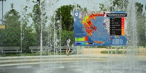 Μίνι καύσωνας στη χώρα