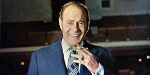 Λάμπρος Κωνσταντάρας 