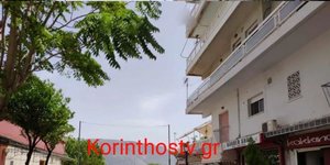 Άνδρας στην Κορινθία απειλεί να πέσει στο κενό