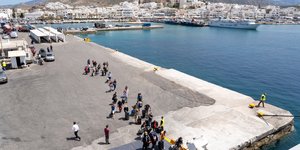λιμανι ναξου