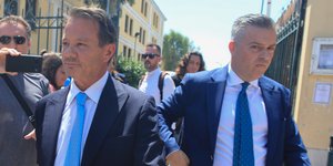 Ο Απόστολος Λύτρας και ο συνήγορός του Πέτρος Πανταζής 