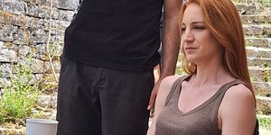 Η Στεφανία Γουλιώτη στα γυρίσματα του Maestro