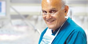 Ο «θρύλος» της χειρουργικής Μαγκντί Γιακούμπ