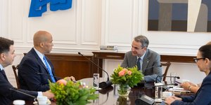 Συνάντηση του Μητσοτάκη με τον Γερουσιαστή των ΗΠΑ 