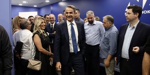 Ο Κυριακός Μητσοτάκης στα γραφεία της ΝΔ