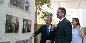 Ο πρωθυπουργός στο νέο Χίλτον