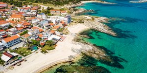 μυτες βραχια στη θαλασσα 