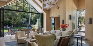 Η Γκουίνεθ Πάλτροου πουλάει το σπίτι της στο Λος Αντζελες