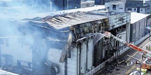 Mεγάλη πυρκαγιά σε εργοστάσιο μπαταριών λιθίου στη Νότια Κορέα