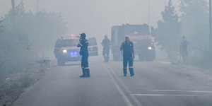 Πυροσβέστες σε φωτιά στην Ηλεία