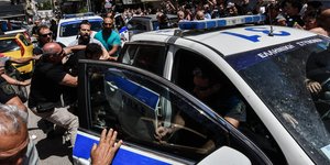 Πύργος: Οργισμένοι συγγενείς της 11χρονης πήγαν να λιντσάρουν τον δολοφόνο