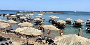 Ρόδος: Απομακρύνονται οι αυθαίρετες κατασκευές στην παραλία Αγ. Μαρίνα