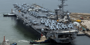 Το αεροπλάνο Theodore Roosevelt στην Νότια Κορέα