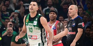 Σλούκας και Κέιναν σε στιγμιότυπο από τον τρίτο τελικό