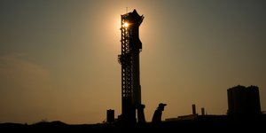 SpaceX: ο γιγαντιαίος πύραυλος του Έλον Μασκ