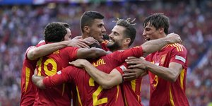 Πανηγυρισμοί των παικτών της Ισπανίας στο EURO 2024