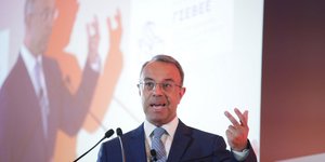 O Χρήστος Σταϊκούρας