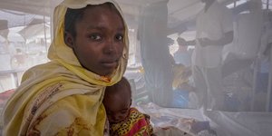 σουδανη μαντιλι μωρο 