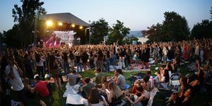 Athens summer fest begins at capital’s concert hall