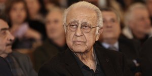 Ο Τάσος Μπιρσίμ