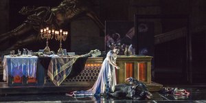 τοσκα σκηνη 