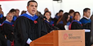 O Αλέξης Τσίπρας επίτιμος διδάκτορας στο Πανεπιστήμιο Koc στην Κωνσταντινούπολη