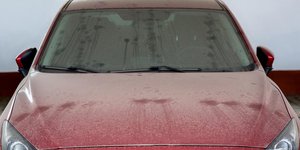 Βρώμικο αυτοκίνητο