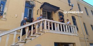 Οι δύο συλληφθέντες για την αιματηρή επίθεση σε μίνι μάρκετ