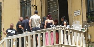 Ελεύθεροι με περιοριστικούς όρους οι συλληφθέντες για επίθεση με σφυρί