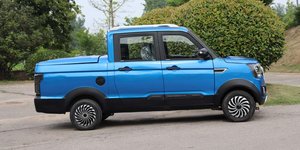 To φθηνό κινέζικο αγροτικό όχημα