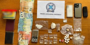 Τα κατασχεθέντα από τους τρεις συλληφθέντες στην Ζάκυνθο