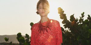 Τα 5 φορέματα από τις εκπτώσεις των Zara που θα φοράτε ξανά και ξανά τα καλοκαιρινά βράδια