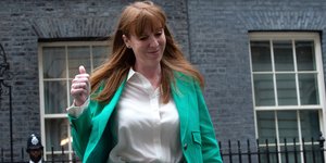 Η αναπληρώτρια πρωθυπουργός της Μ. Βρετανίας, Άντζελα Ρέινερ