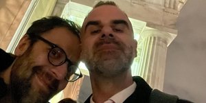 Ο Αύγουστος Κορτώ εξέφρασε δημόσια την αγάπη του στο πρόσωπο του συζύγου του