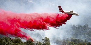 Πύρινο μέτωπο στη Βόρεια Καλιφόρνια