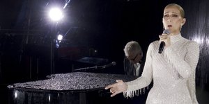 Η Σελίν Ντιόν και η Lady Gaga σαγήνευσαν με Dior Couture στους Ολυμπιακούς Αγώνες 2024