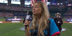 εθνικός ύμνος, Ingrid Andress 