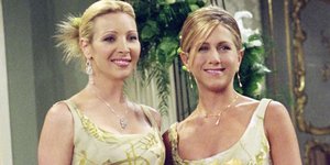 Λίζα Κούντροου και Τζένιφερ Άνιστον στη σειρά «Τα Φιλαράκια» 