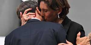 Ο Εμανουέλ Μακρόν με την υπουργό Αθλητισμού, μετά την Τελετή Εναρξης των Οκυμπιακών