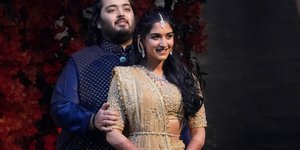 Ο γιος του πλουσιότερου Ινδού, Ανάντ Αμπάνι και η αρραβωνιαστικιά του 