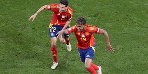 Euro 2024: Οι Ισπανοί πανηγυρίζουν στα ημιτελικά κόντρα στους Γάλλους