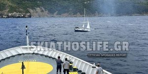 Ακυβέρνητο ιστιοπλοϊκό ανοιχτά της Σκιάθου