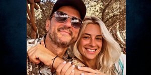 Ο Κώστας Καραφώτηςε καΙ η σύζυγός του