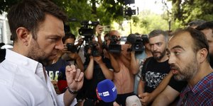 Συνάντηση του Στέφανου Κασσελάκη με τους εργαζομένους της Αυγής