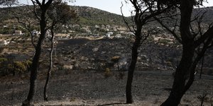 H επόμενη μέρα της φωτιάς στην Κερατέα