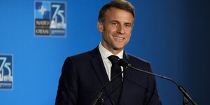 Ο Γάλλος πρόεδρος Εμανουέλ Μακρόν στη Σύνοδο του ΝΑΤΟ 